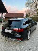 Audi A4 40 TDI S tr. quattro sport Avant sport sline  - Audi: Kombi, Sline