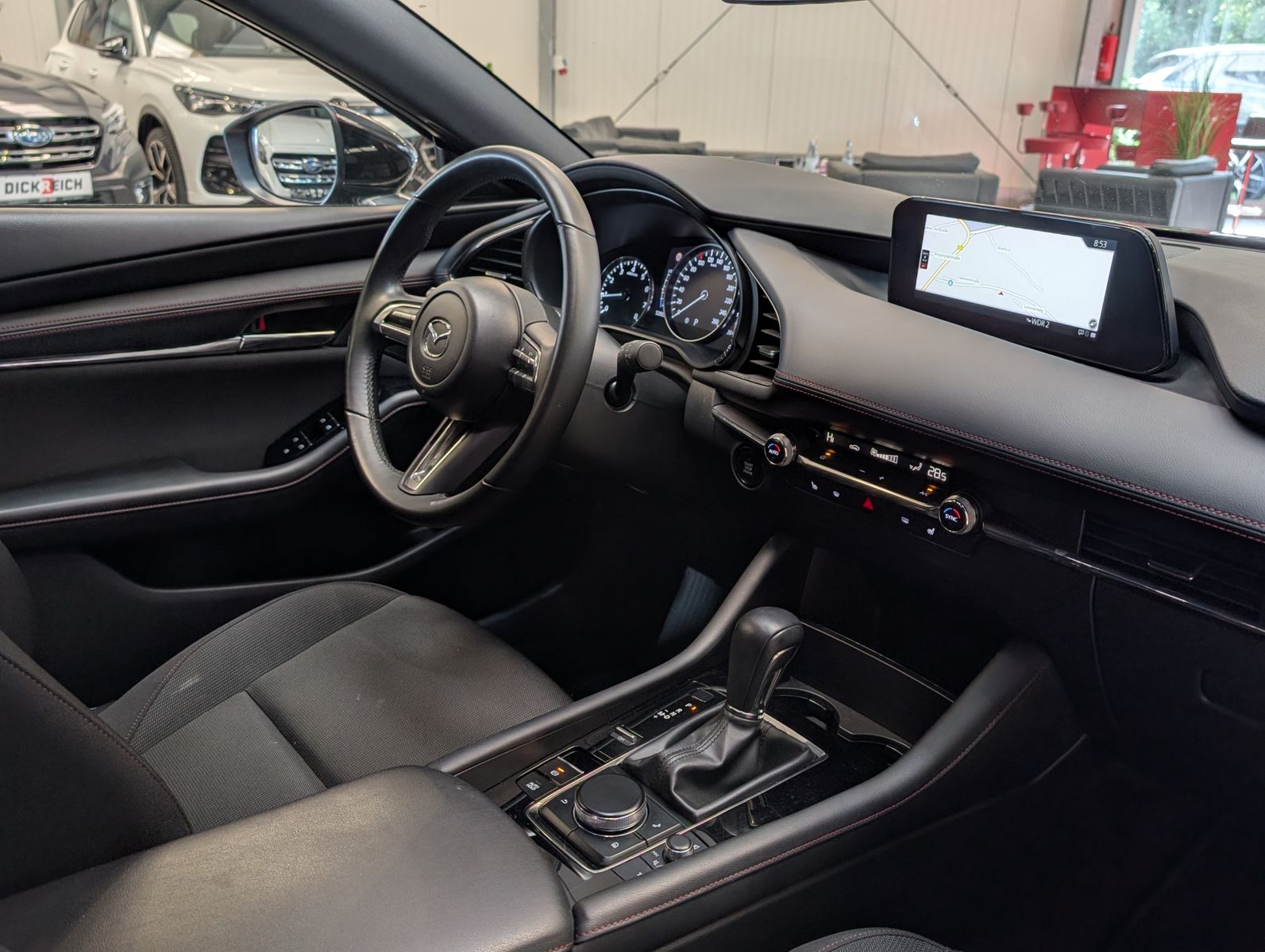 Fahrzeugabbildung Mazda 3 2.0 Skyactive-G Homura HUD Navi LED Kamera ACC