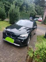 BMW Gepflegter BMW X1 sDrive18i - BMW X1 mit Benzin-Antrieb: Limousine