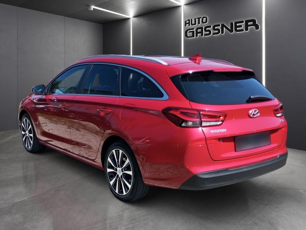 Fahrzeugabbildung Hyundai i30 Kombi 1.4 T-GDI DCT Premium Navi (8-fach)