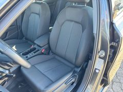 Fahrzeugabbildung Audi A3 35TFSI S line S-tronic VIRTUAL LED NAVI 1.HD