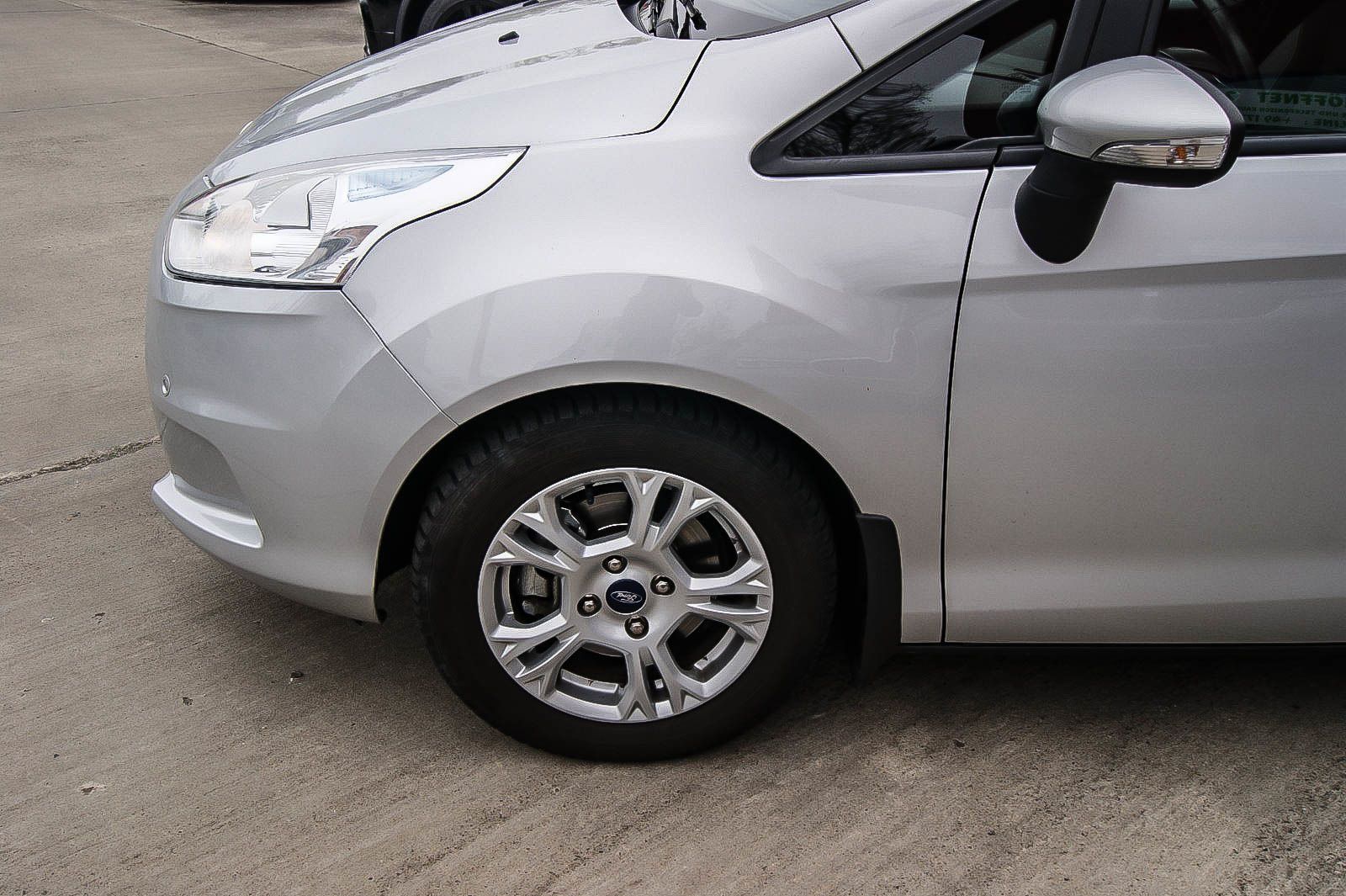 Fahrzeugabbildung Ford B-Max 1.0 SYNC Edition 1.HAND AHK PDC TEMPOMAT