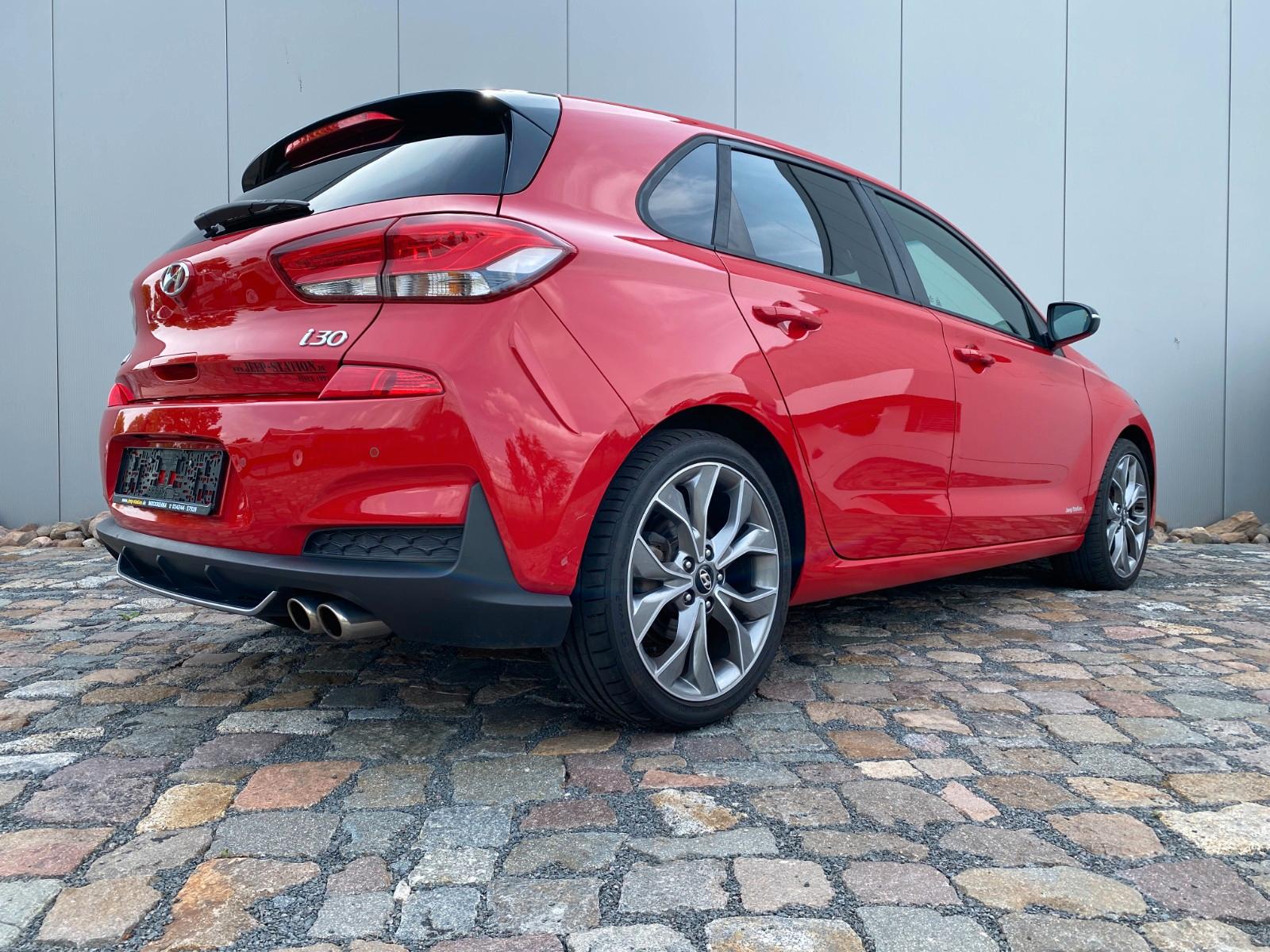 Hyundai i30 N LINE CAR PLAY SITZ-LENKRAD-HZG SCHECKHEFT