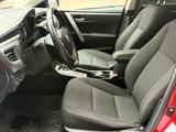 Toyota 1.6 VVT-i Limousine Automatik - Toyota Corolla mit Benzin-Antrieb: Limousine, Automatik, 1.6