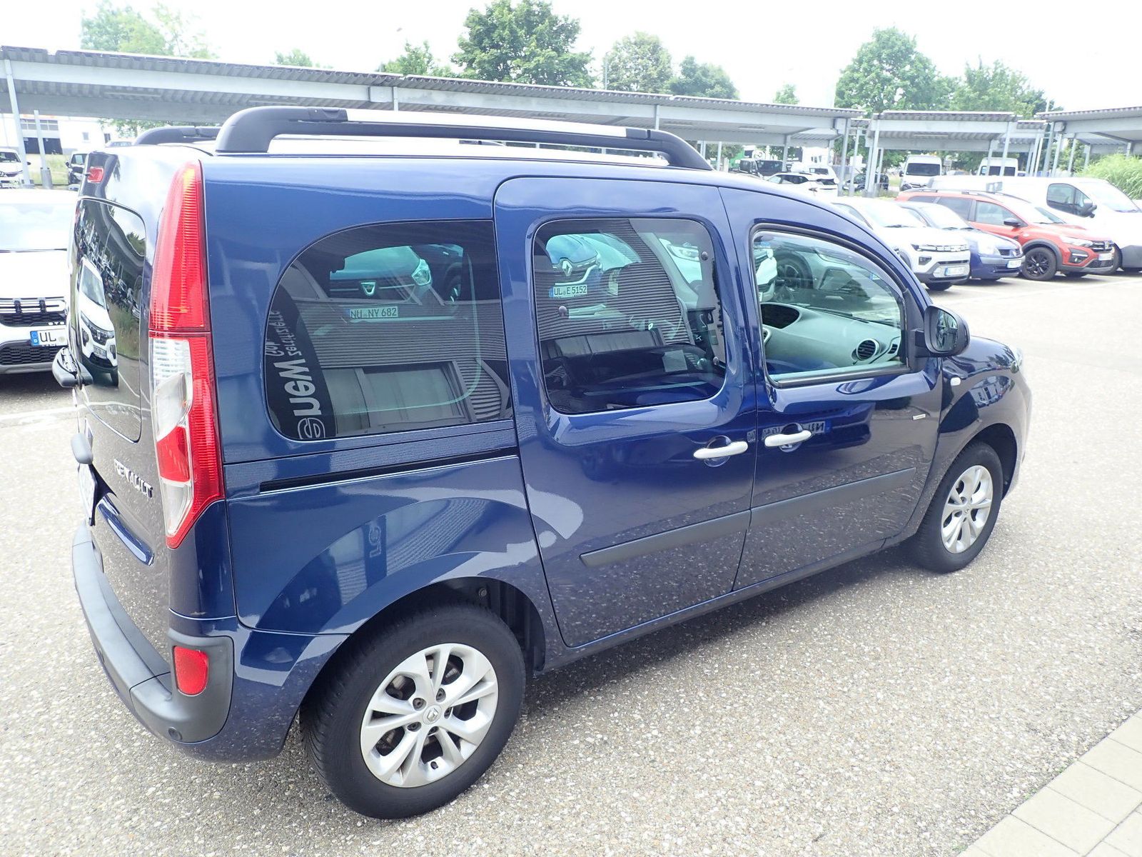 Fahrzeugabbildung Renault Kangoo Limited Deluxe/ALLWETTER/EPH/AC/BC