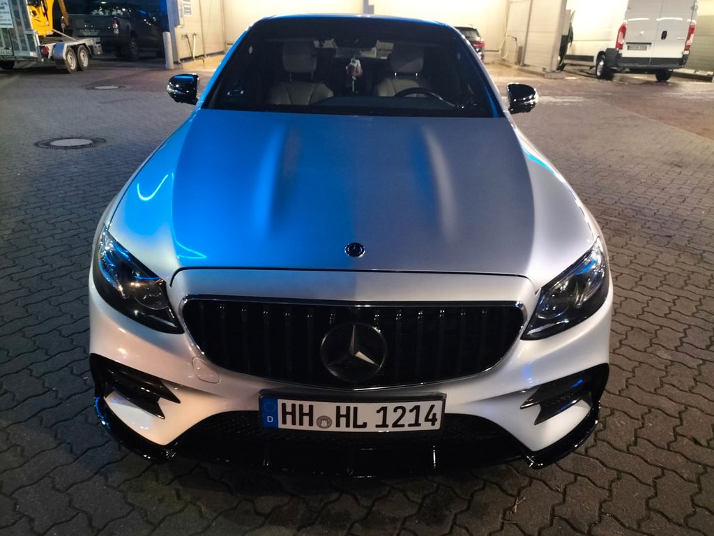 Image of Mercedes-Benz E 400
