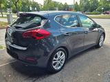 Kia cee'd / Ceed FIFA World Cup Edition - gebrauchte Kia cee'd / Ceed aus dem Jahr 2014