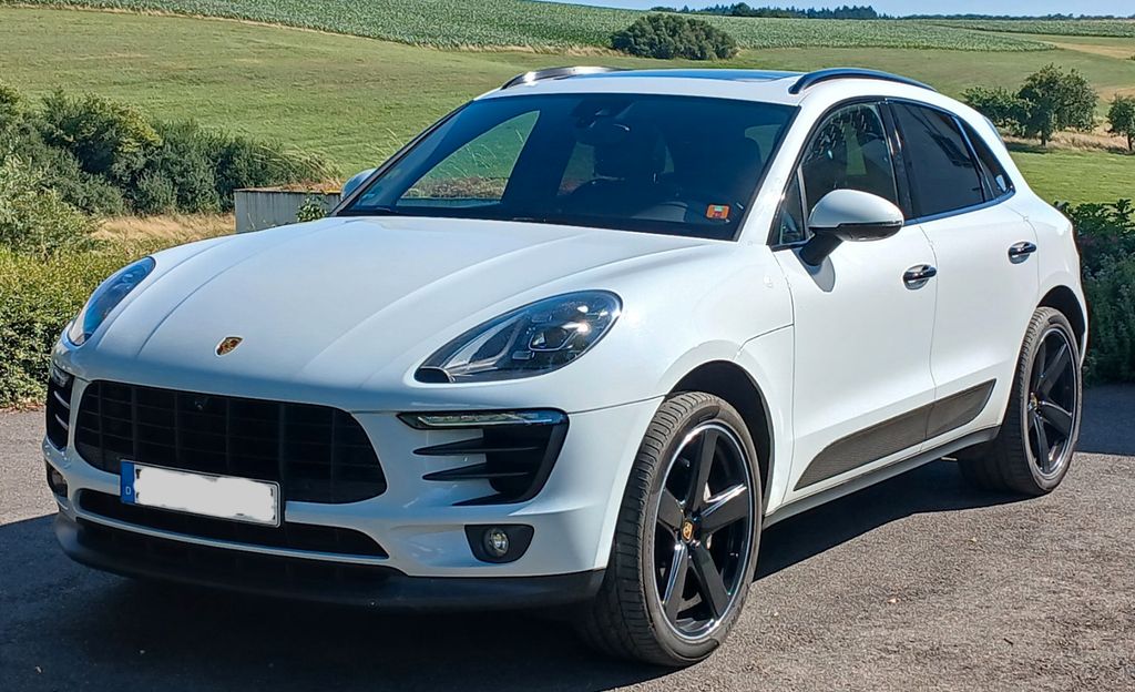 Image of Porsche Macan