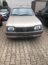 Opel OPEL ASCONA 1.8  73000 KM - Opel Ascona: Limousine