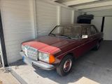 Mercedes-Benz W123 240D - Mercedes-Benz 240 mit Diesel-Antrieb