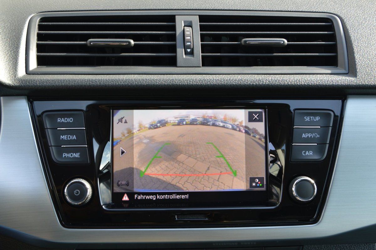 Fahrzeugabbildung SKODA Fabia Combi   Ambition SHZ Kamera
