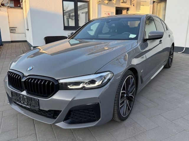 BMW 540 d xDrive M Sport Paket Sport Sitze LED S-Dac