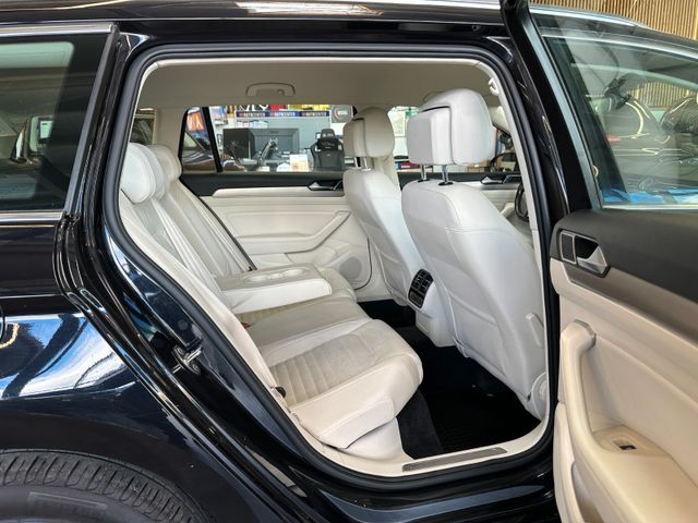 MYAUTOCENTER – Gebraucht- und Jahreswagen mit Werkstattservice in Pfaffenhofen Volkswagen Passat Highline *4Motion*Massage*AHK*LED*Keyless