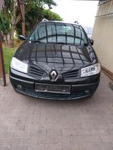 Renault Megane ll grande tour mit Gasanlag... - Renault Megane mit LPG-Antrieb