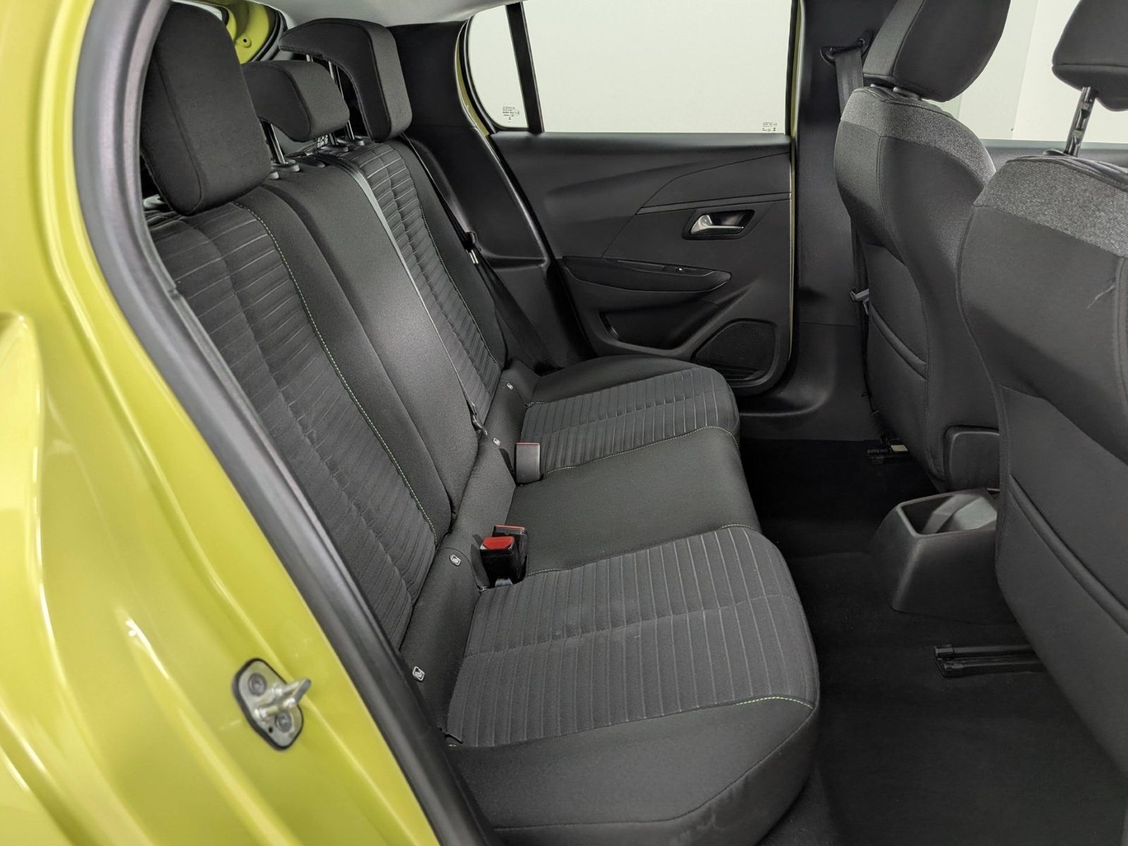 PEUGEOT 208 1.2 Active LED Klima – Bild 11