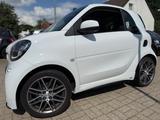 Smart ForTwo BRABUS-TAILOR-MADE*NAVI+KAMERA*XCLUSIVE - Smart: Weiß