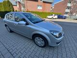 Opel Astra H 1,8. Edition*Automatik*Ahk*Tüv10/2027 - Opel Astra bis 4.000 Euro