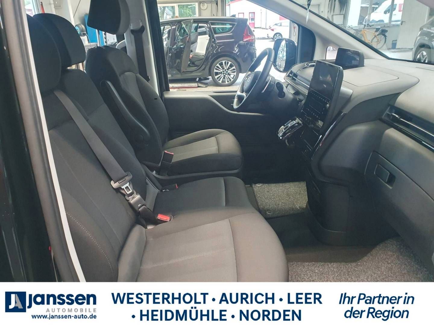 Fahrzeugabbildung Hyundai STARIA 9-Sitzer TREND