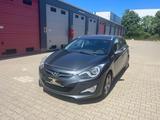 Hyundai i40 cw FIFA World Cup Edition 1Hand 134Ps - Hyundai i40 aus 2013