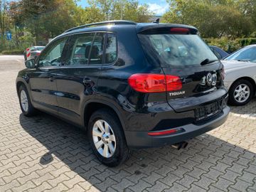 Volkswagen Tiguan - 4