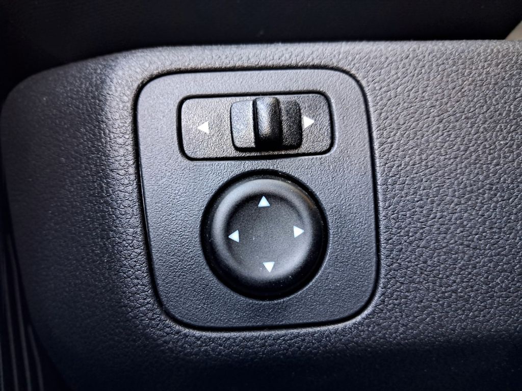 DACIA Spring Electric 65 Extreme Kamera Navi Parksens. - Bild 14