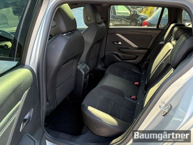 Fahrzeugabbildung Opel Astra Sports Tourer GS 1.2 130 Automatik Kamera