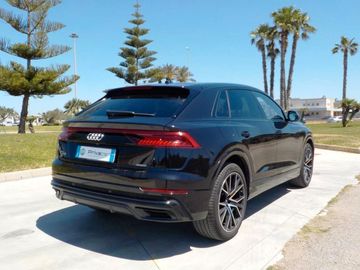 Audi Q8 - 5