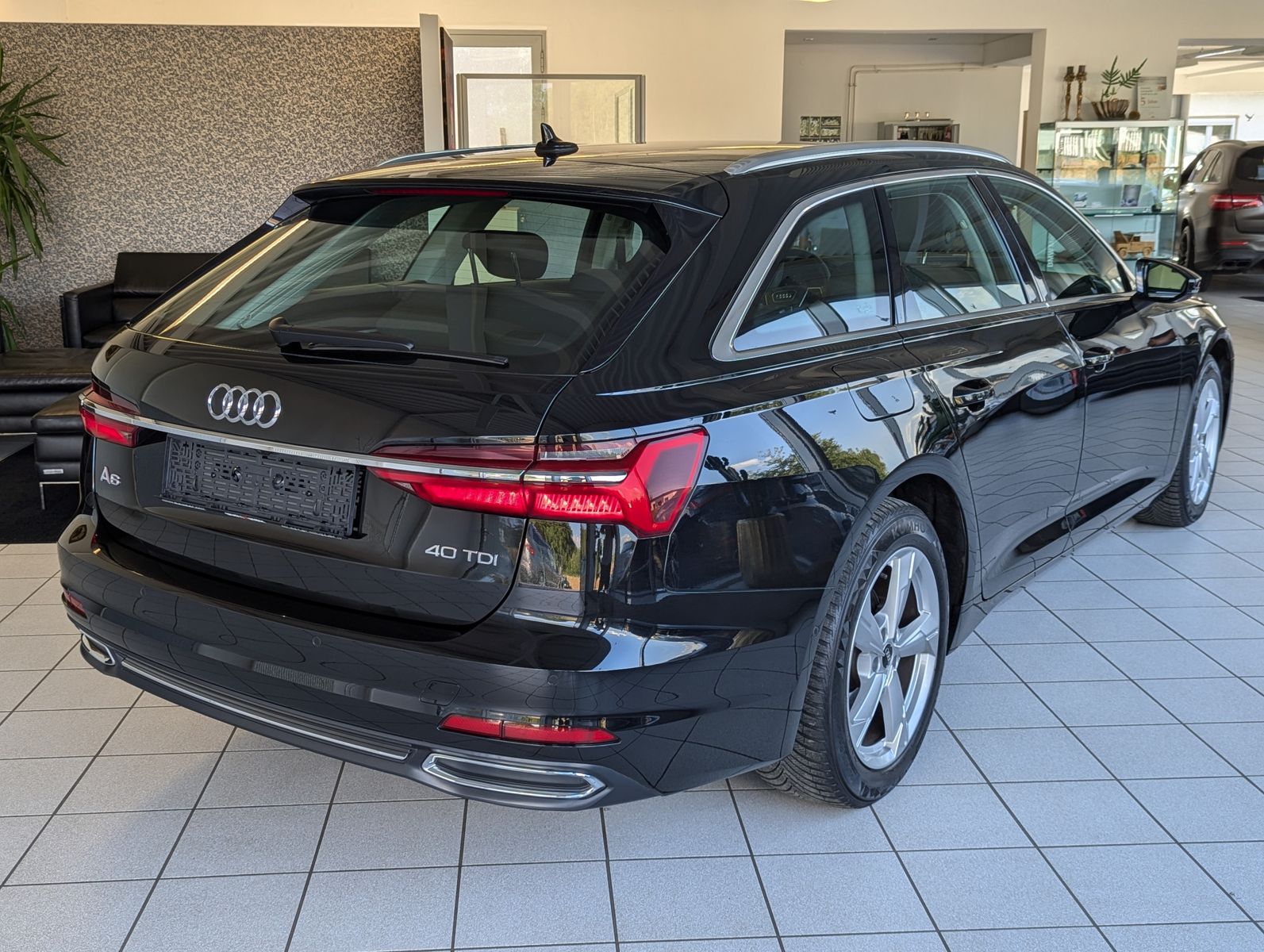 Fahrzeugabbildung Audi A6 40 TDI S-tr.sport ACC 360° MMI+ Lenkrad-Hz.