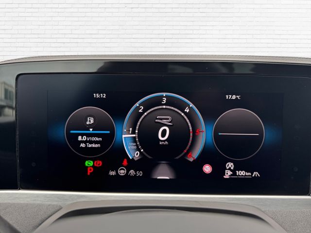 Fahrzeugabbildung Volkswagen Passat R-Line 2.0 TDI 4MOTION DSG - PANO*AHK*NAV