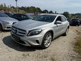 Mercedes-Benz GLA 250 GLA GLA 250 4Matic - silberne Mercedes-Benz GLA 250