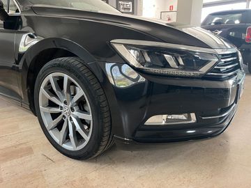 Volkswagen Passat - 8