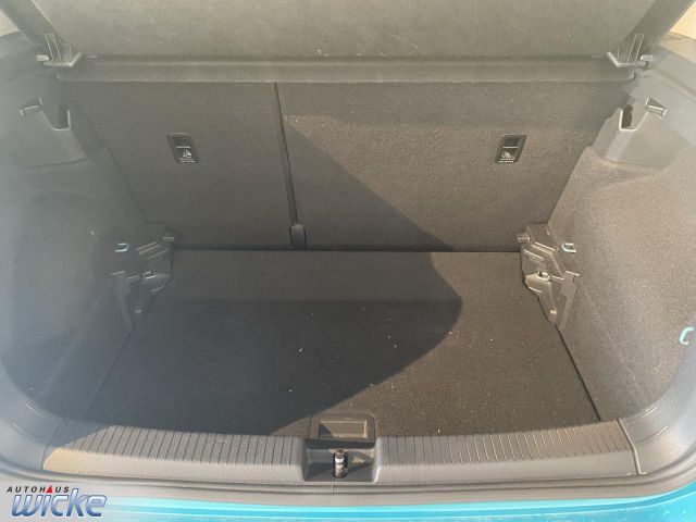 T-Cross 1.0 TSI DSG Active NAVI KLIMA PDC ACC