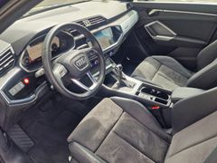 Fahrzeugabbildung Audi Q3 45TFSI quattro advanced Navi LED ACC RFK Pano