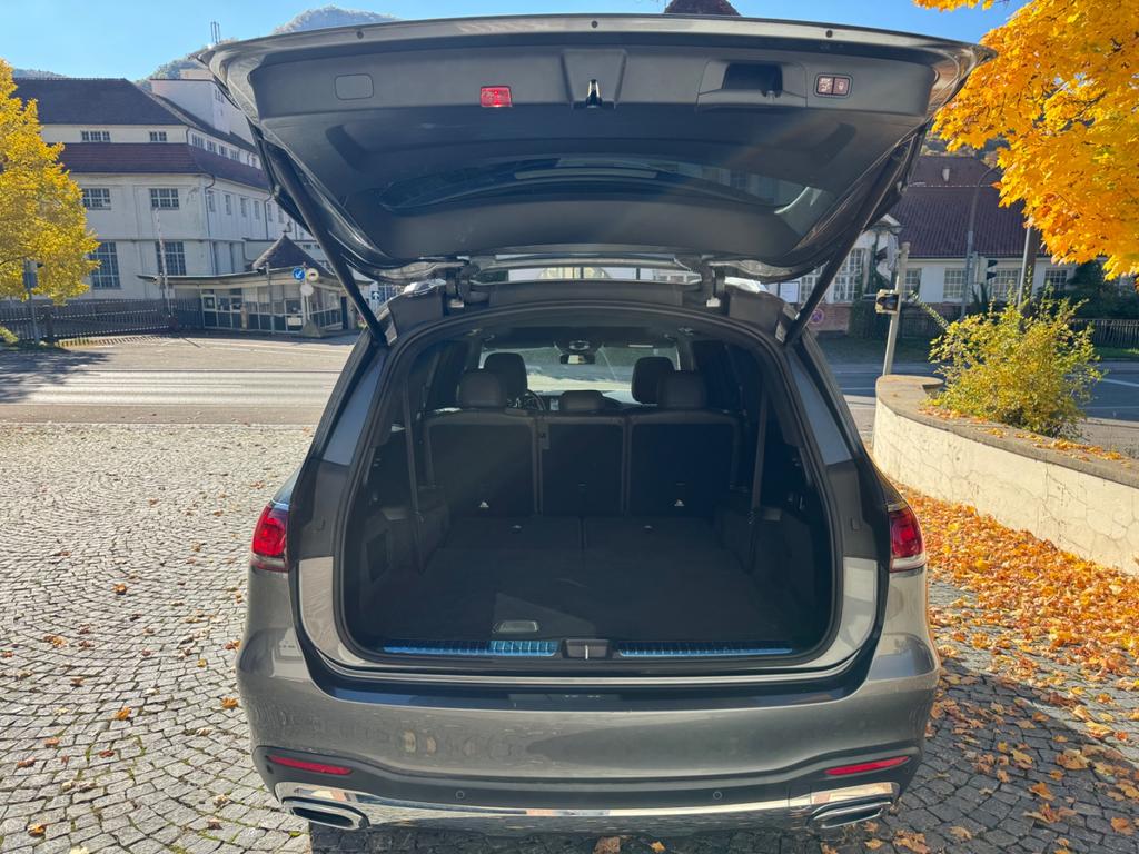 Mercedes-Benz GLS 400