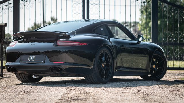 Fahrzeugabbildung Porsche 991 Carrera Coupé/Deutsch/SportAGA/PZ-SH