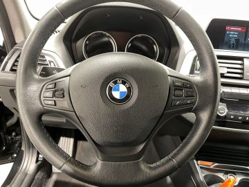 BMW 118 - 10