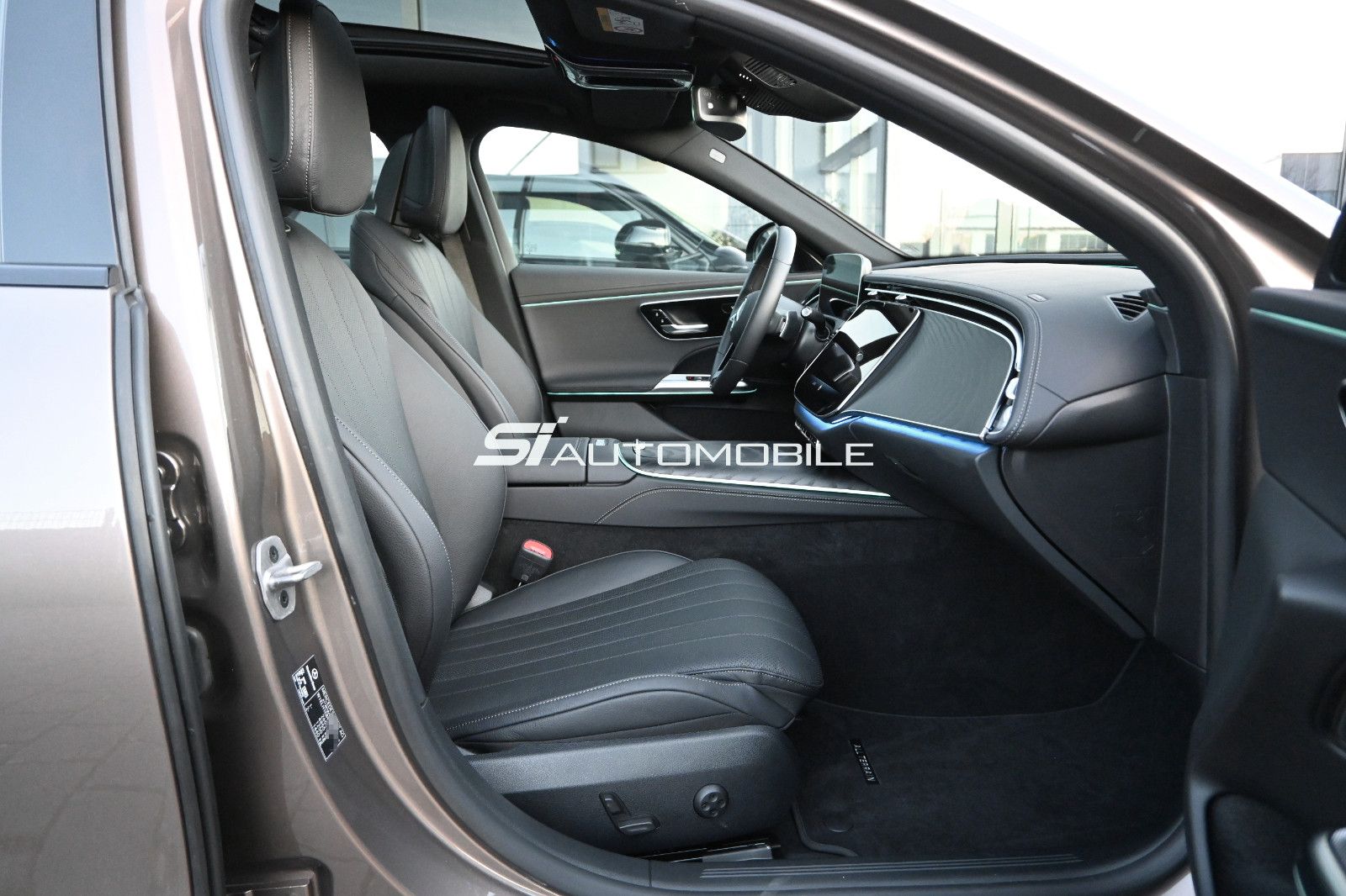 Fahrzeugabbildung Mercedes-Benz E 220 d 4M T All-Terrain °PANO°SITZKLIMA°STANDHZ