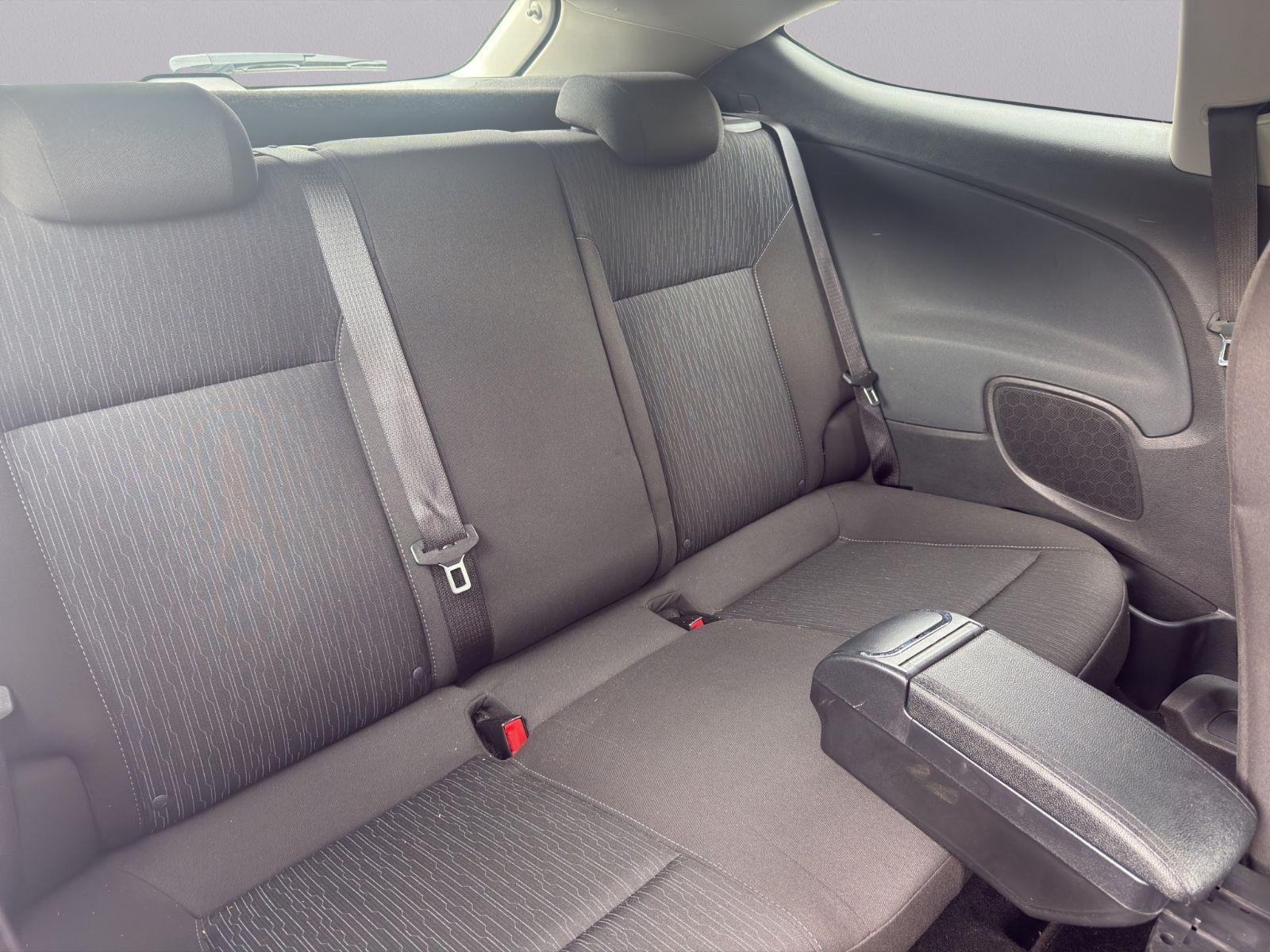 Opel Astra GTC Edition|2.HAND|PDC|SHZG|TÜVNEU