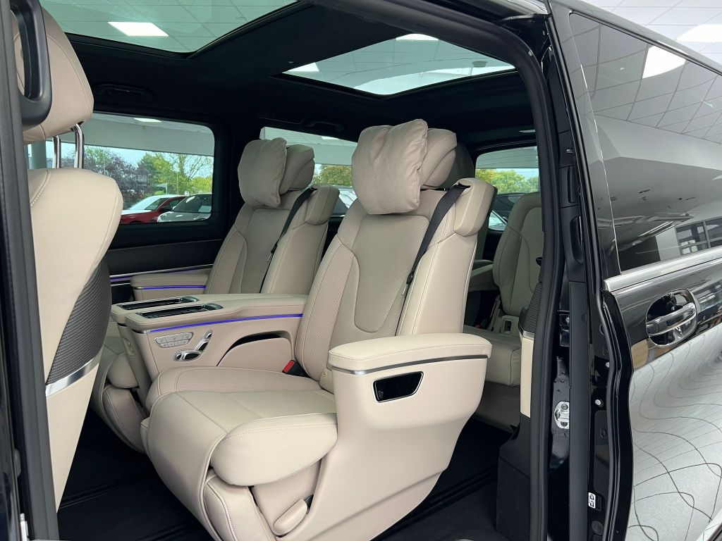 Mercedes-Benz V 300 d 4M Excl. lang*AMG*Luxury*Airm*Pano*360°