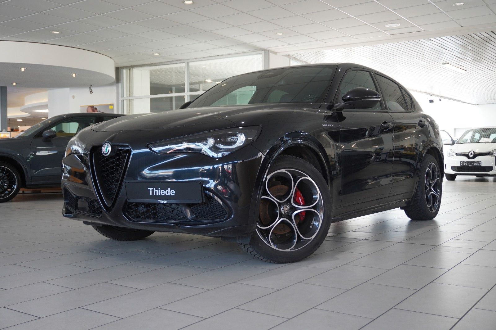 Fahrzeugabbildung Alfa Romeo Stelvio 2.2D VELOCE Q4 NAVI/LED/KAMERA/MATRIX/SH