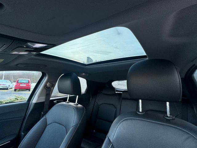 KIA XCeed Platinum Edition Plug-in Hybrid