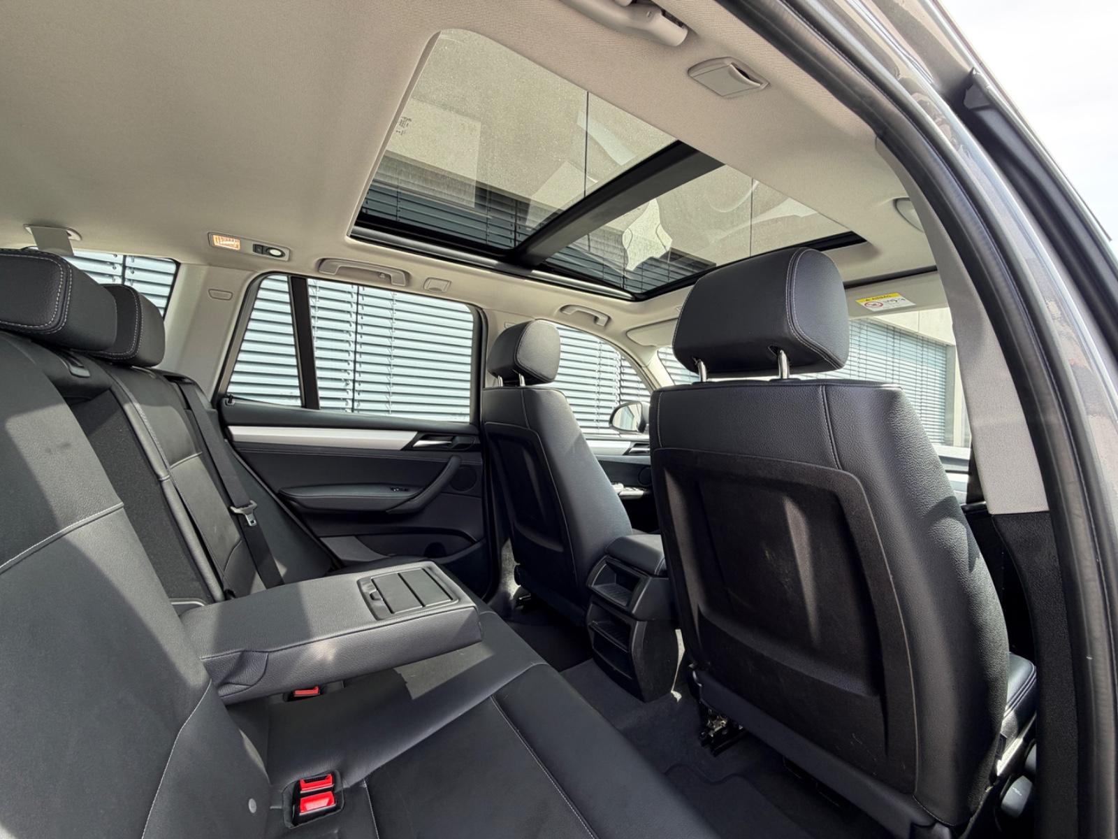 BMW X3 xDrive 20d PANO Automatik NAVI SHZ Klimaauto