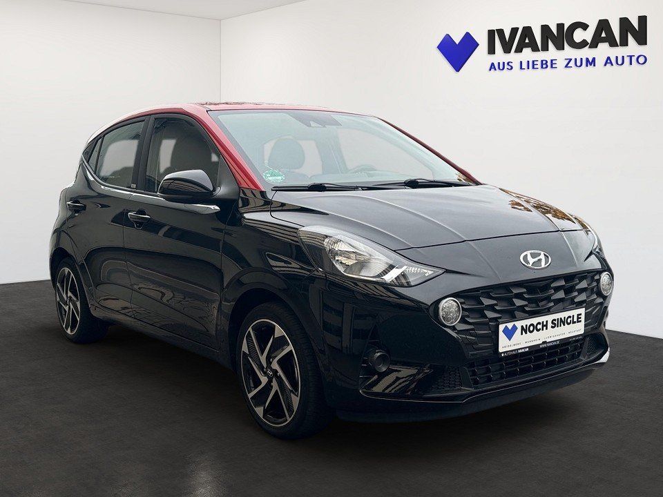 Fahrzeugabbildung Hyundai i10 1.2i Trend Navipaket, 16 Alufelgen, Dach-Lac