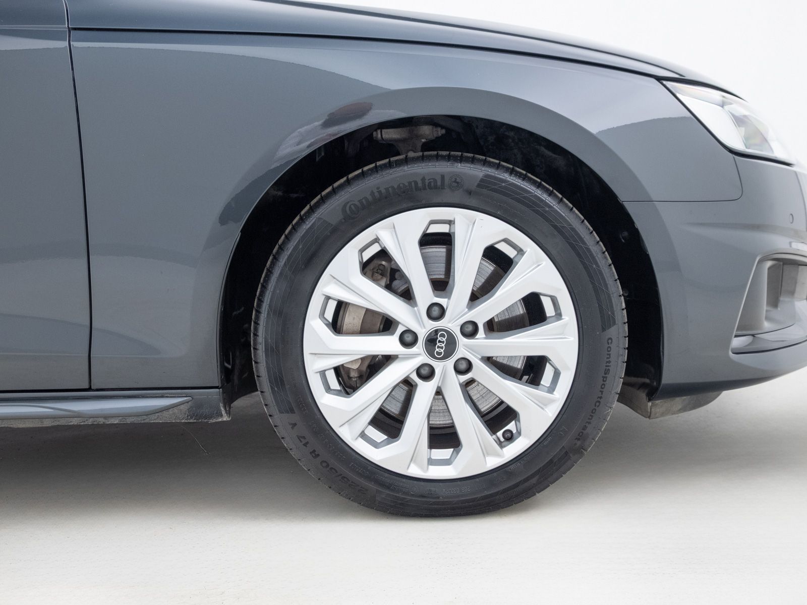 Audi A4 - Bild 9