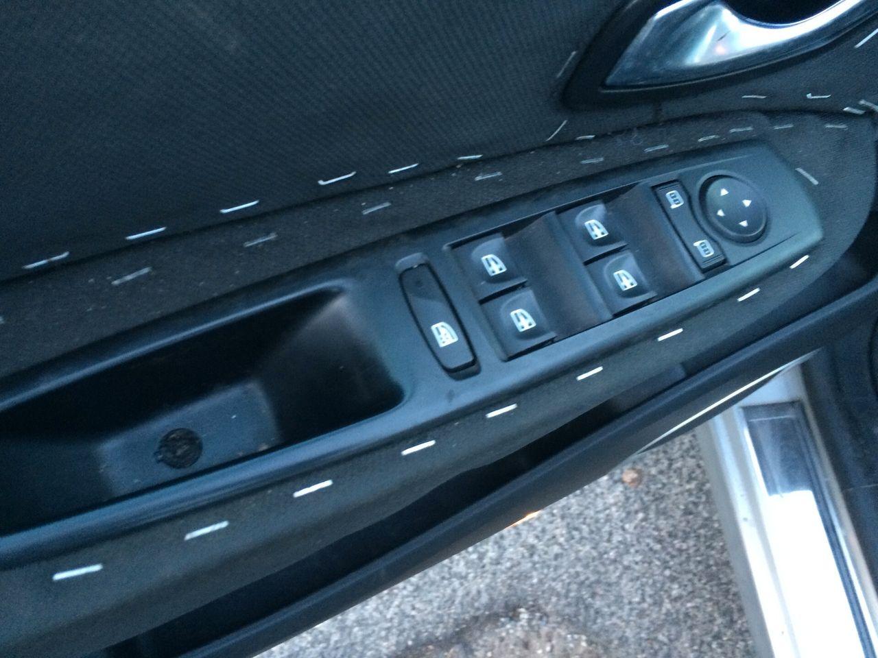 Renault Scenic 2009 — фото 15