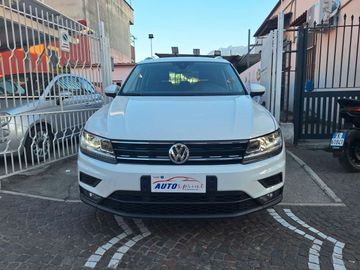 Volkswagen Tiguan - 2