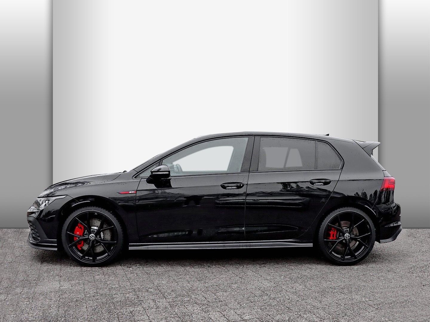 Volkswagen Golf GTI VIII Clubsport 2.0 TSI OPF DSG PANO/DCC foto 4
