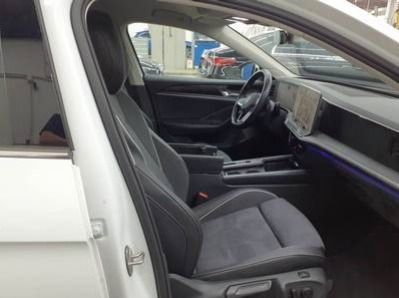 Volkswagen Passat - Bild 5