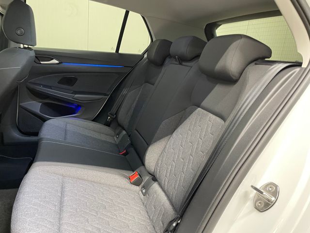 Golf VIII Move 1.0 eTSI DSG LED NAVI ACC SHZ