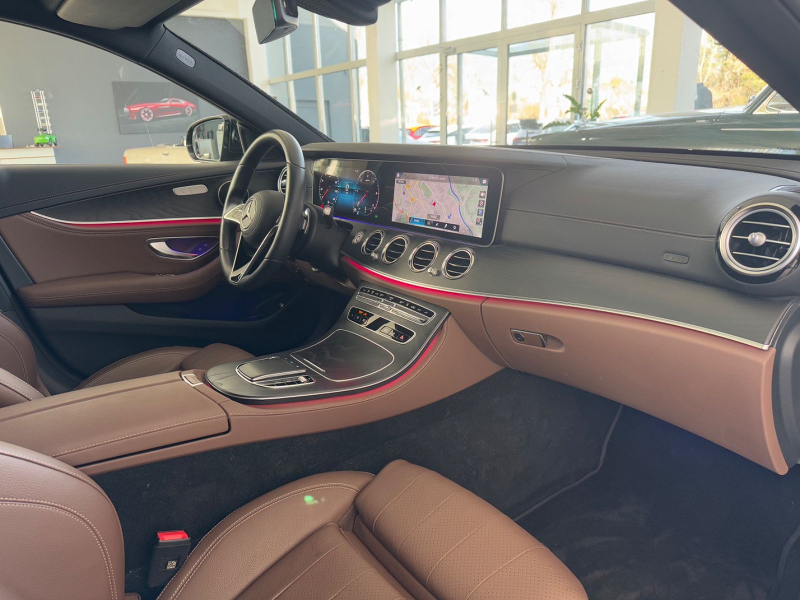 Mercedes-Benz E 200 T d AMG EXCLUSIVE STANDH 360°KAMERA SHZ foto 20